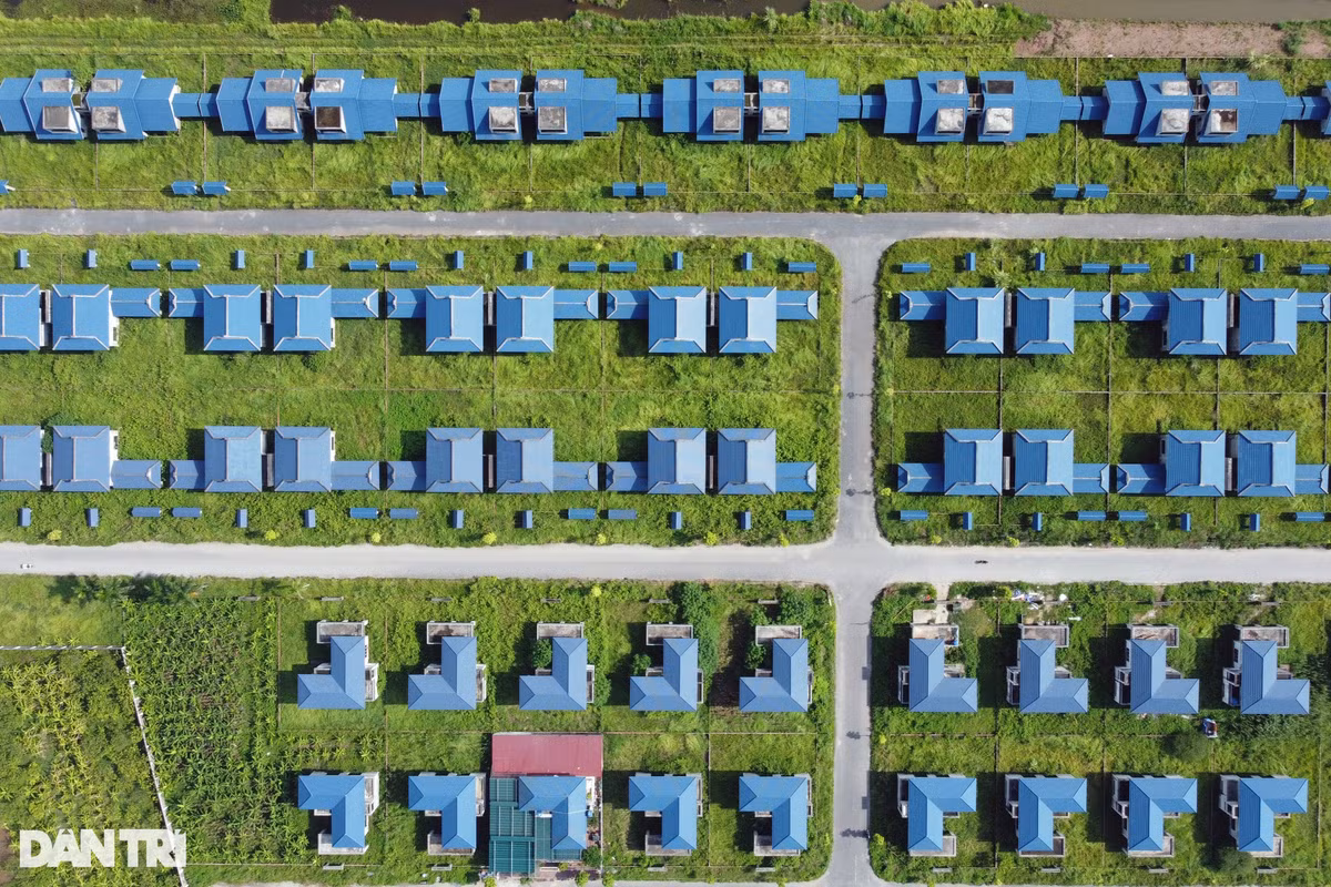 Sau khi được giao đất, Công ty TNHH Du lịch sinh thái đô thị Châu Linh (Công ty Châu Linh) đã thực hiện dự án Làng sinh thái, du lịch, đô thị đầm Dạ Trạch trên diện tích hơn 131.000m2.