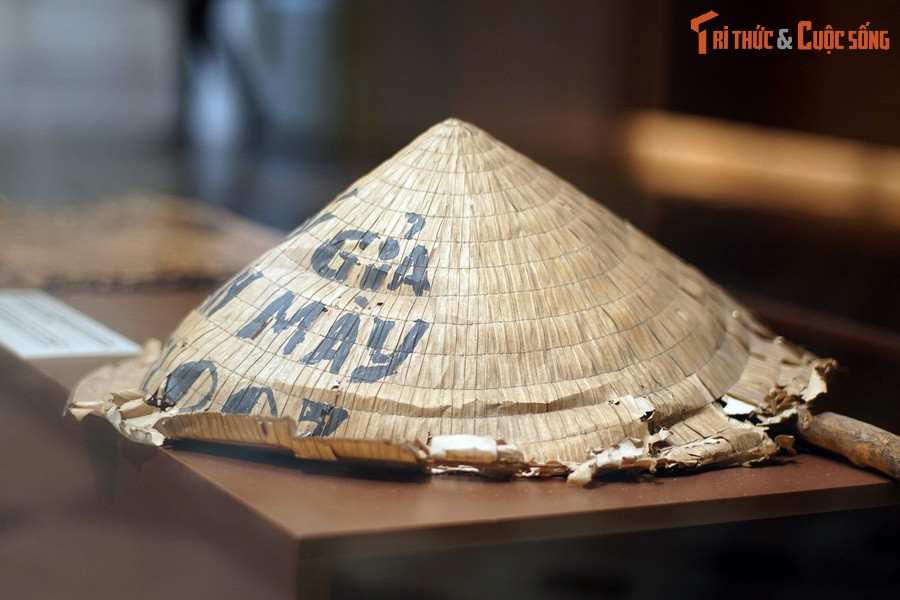 Trong ngày 10/10/1974, đoàn ký giả đã hoàn thành lộ trình định sẵn, kết thúc thành công cuộc xuống đường biểu tình. Ngay sau đó, cảnh sát đã lùng bắt những người đứng đầu và đánh đập họ dã man bằng dùi cui.