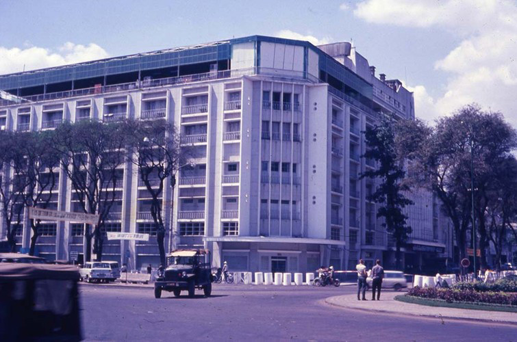 Khách sạn Rex năm 1966.