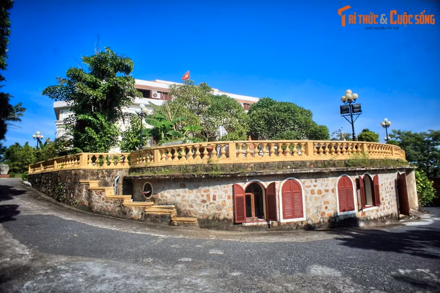 Ba dinh thu noi tieng cua vua Bao Dai o ba mien Viet Nam