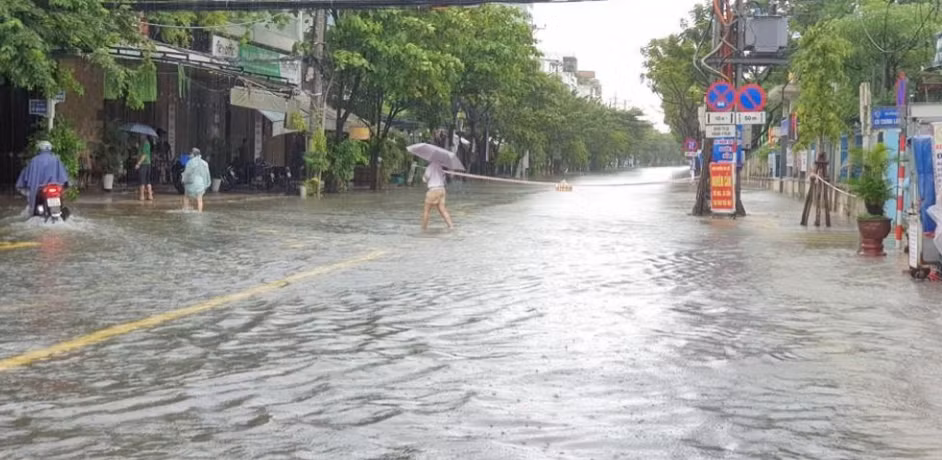 Ngay 27/8, mua dong chi con xuat hien rai rac o mien Bac
