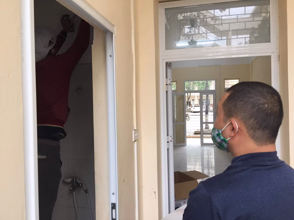 Xem thêm video: Khu cách ly Trúc Bạch được phát thịt cá miễn phí. Nguồn: VTC News.