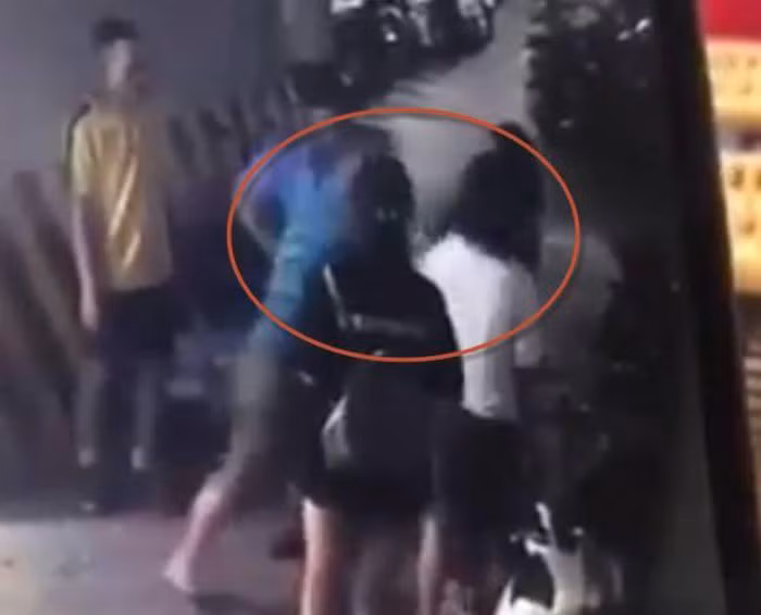 Đại diện Đội Điều tra tổng hợp, Công an quận Long Biên (Hà Nội) cho biết danh tính kẻ sàm sỡ rồi hành hung cô gái trong hầm chung cư Mipec Long Biên được xác định là Đào Đức Thành (SN 1973, trú tại phường Long Biên, quận Long Biên, Hà Nội).Tại cơ quan công an, Thành khai nhận do có uống rượu, không làm chủ được hành vi nên đã có hành động không đúng mực với cô gái trong tầng hầm gửi xe.