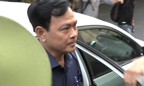  Nguyễn Hữu Linh bị tuyên 1 năm 6 tháng tù về tội dâm ô: Sáng 6/11/2019, HĐXX phúc thẩm TAND TP HCM đã bác kháng cáo kêu oan, tuyên y án sơ thẩm 1 năm 6 tháng tù đối với ông Nguyễn Hữu Linh - cựu phó viện trưởng VKSND TP Đà Nẵng - về tội dâm ô đối với người dưới 16 tuổi. 