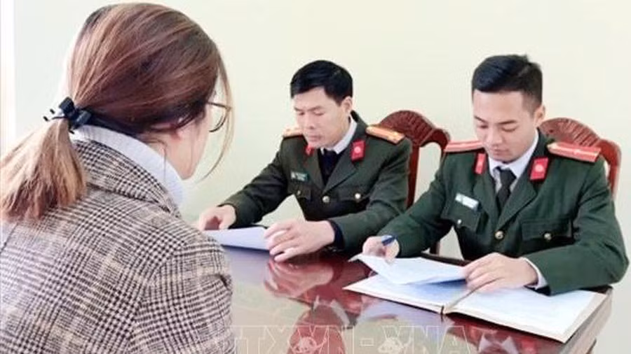 Công an xác định những thông tin sai sự thật này khiến dư luận hoang mang. Sau đó, Công an TP Lào Cai đã xác minh, triệu tập khẩn cấp chủ các tài khoản để xử lý.