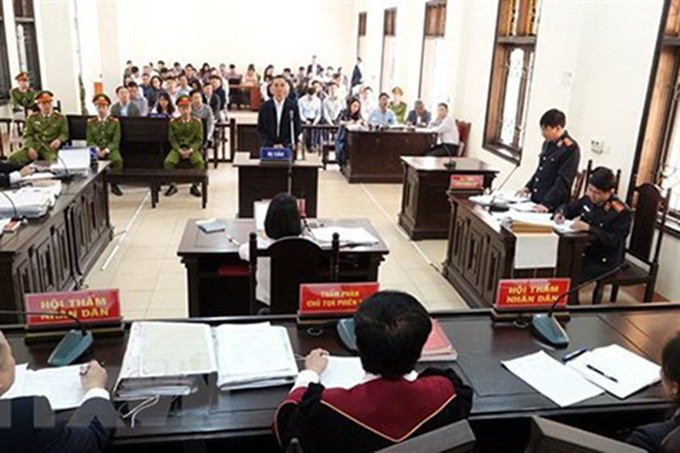 Bị cáo đáng lẽ phải báo cáo cấp trên để có hướng xử lý nhưng đã tạo điều kiện để nhóm tội phạm công nghệ cao lợi dụng hạ tầng Internet tổ chức đánh bạc trực tuyến, gây hậu quả đặc biệt nghiêm trọng. 