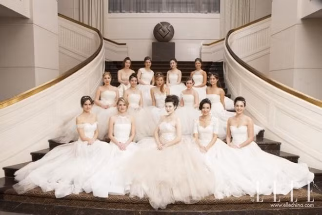 14 thiên kim tiểu thư xinh xắn tham dự buổi lễ ra mắt năm nay.