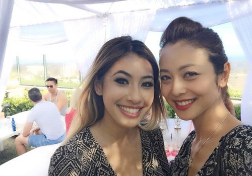 Jacqueline Phạm, em gái của Jennifer Phạm khiến nhiều người ngưỡng mộ với cuộc sống sang chảnh, giàu có bên trời Tây. Jacqueline là một trong những cô em gái sao Việt có cuộc sống giàu sang khiến nhiều người mơ ước.