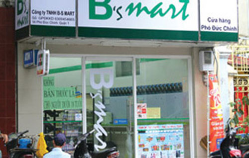 Thời gian gần đây, hàng loạt đại gia bán lẻ Thái Lan đã ồ ạt tấn công thị trường Việt. Cụ thể, tập đoàn Berli Jucker Plc (BJC) của Thái Lan đã mua hệ thống 42 cửa hàng FamilyMart (Nhật Bản) tại Việt Nam và đổi tên thành B’mart.