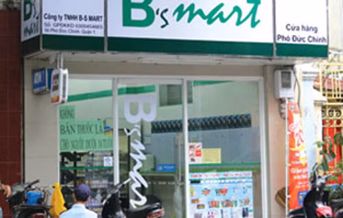 Thời gian gần đây, hàng loạt đại gia bán lẻ Thái Lan đã ồ ạt tấn công thị trường Việt. Cụ thể, tập đoàn Berli Jucker Plc (BJC) của Thái Lan đã mua hệ thống 42 cửa hàng FamilyMart (Nhật Bản) tại Việt Nam và đổi tên thành B’mart.