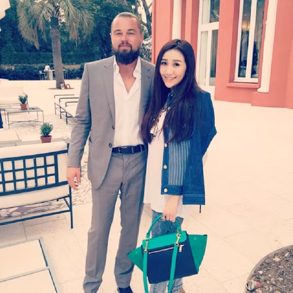 Cô nàng đã được gặp rất nhiều người nổi tiếng, trong đó có tài tử Leonardo DiCaprio.