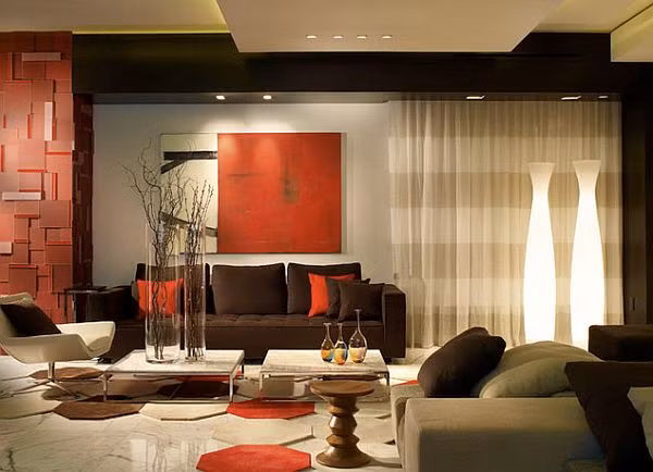 Rèm cửa độc đáo với họa tiết sọc ngang.