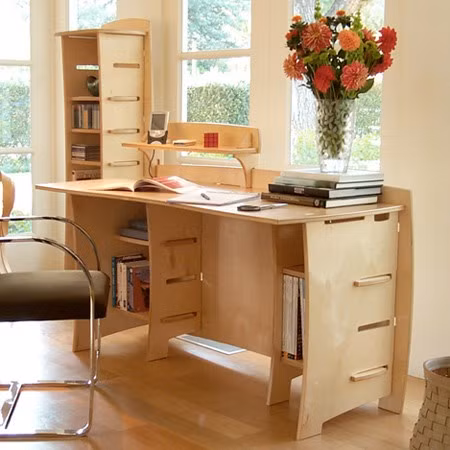 Dat ban lam viec chuan phong thuy de su nghiep thang tien am am