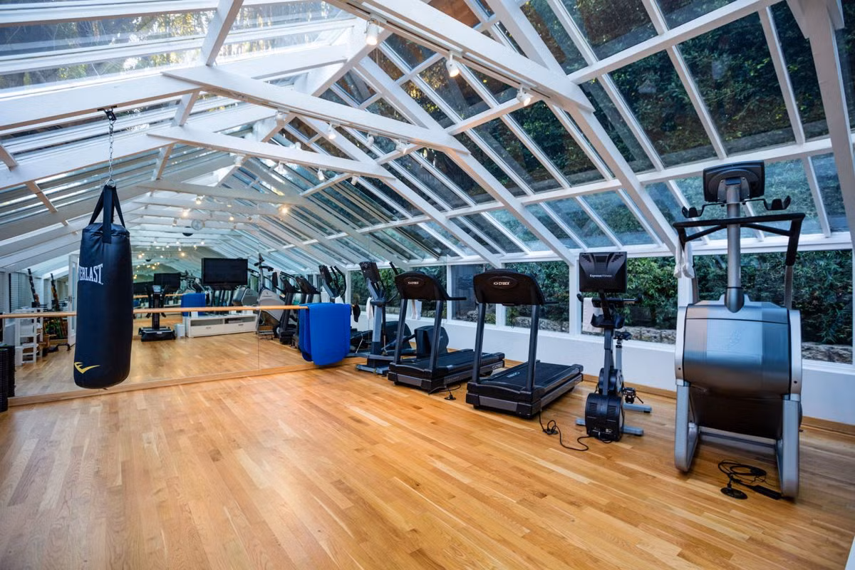 Trung tâm thể dục của biệt thự.