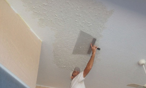 Sau khi phát hiện sự việc, bà Zhao đã báo cáo với đơn vị quản lý khu nhà. Ngoài ra, bà lên tiếng yêu cầu bồi thường, sửa chữa. Phía đơn vị quản lý đã đồng ý sẽ bồi thường thỏa đáng và sửa chữa hợp lý như nguyên trạng ban đầu. Tuy nhiên, theo bà Zhao, đến nay hai bên chưa thống nhất được mức phí bồi thường. Ảnh minh họa.