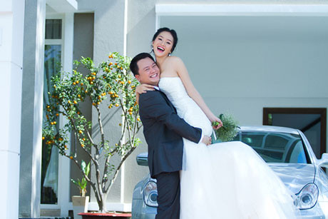 Ông Trung bắt đầu gia nhập VIB vào tháng 9/2009, sau khi nhận bằng Thạc sỹ Quản trị kinh doanh. Trước đó, vị này từng là Giám đốc kinh doanh tiền tệ và vốn ngân hàng BNP Paribas, giám đốc kinh doanh tiền tệ, ngân hàng Citibank Việt Nam và Chuyên viên Kinh doanh Tiền tệ và tài trợ Xuất nhập khẩu ngân hàng Eximbank.