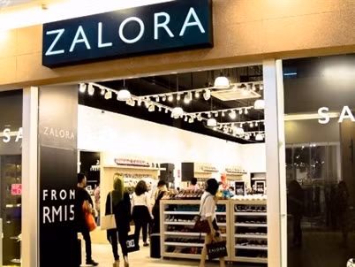 Chan dung dai gia Thai mua Zalora Viet Nam