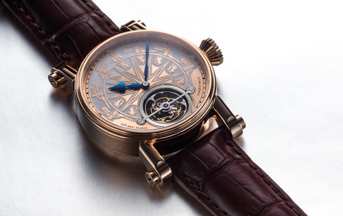 Gần đây, ông Peter Speake Marin vừa bàn giao chiếc đồng hồ cuối cùng trong bộ sưu tập 8 chiếc được thiết kế cách điệu từ hoa văn Trống đồng cho một vị khách người Việt. Chiếc đồng hồ độc bản này có giá 3,1 tỷ đồng, đắt hơn vài trăm triệu hơn so với những chiếc khác trong bộ sưu tập.