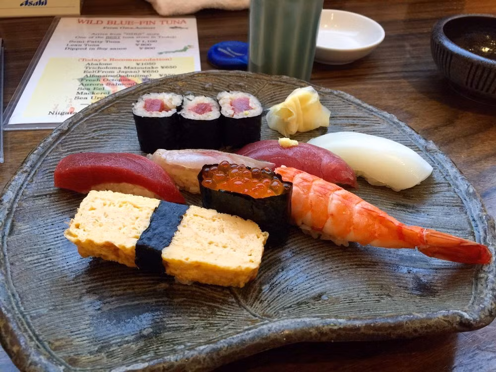 Những miếng sushi tươi tới mức bạn khó mà tin rằng chúng được chế biến tại sân bay.