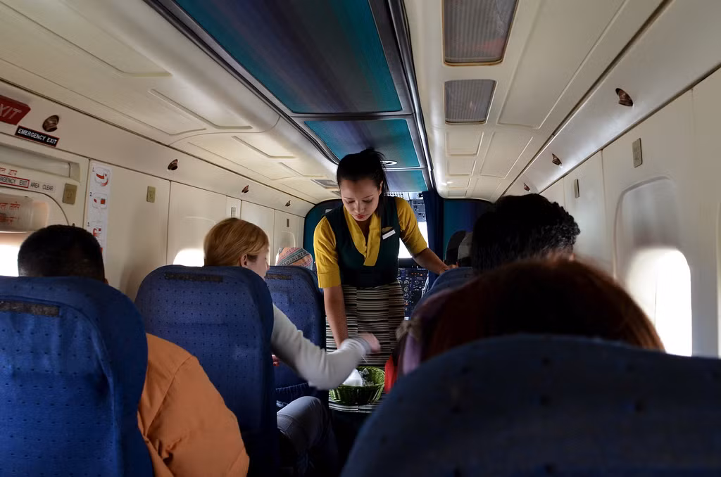 Hãng bay này đang hoạt động một hạm đội 8 máy bay, gồm 5 chiếc Twin Otter (DHC 6/300) và 3 chiếc Dornier (DO 228).