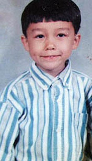 Hiện mẹ con Nguyễn Bé Lory sống tại một thị trấn ở bờ biển phía đông nước Mỹ. Theo một nguồn tin thân cận với gia đình Lory, lẽ ra năm 2012, cậu bé đủ 18 tuổi là người đứng tên trên số tài sản gần 100 triệu USD. Song do Lory còn đi học, những người quản lý số tài sản đã thống nhất với gia đình Lory làm tăng thêm số tài sản khổng lồ này bằng cách đầu tư vào nhiều lĩnh vực. Đến năm 21 tuổi (tức 2015), Nguyễn Bé Lory mới chính thức nhận số tiền khổng lồ này.