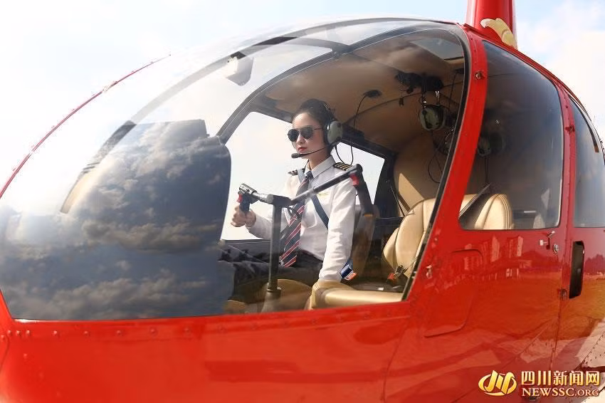 Do đó, trường lên kế hoạch tuyển dụng 50 sinh viên học lái trực thăng trong năm nay, những người được chọn sẽ phải đáp ứng được các yêu cầu nghiêm ngặt.