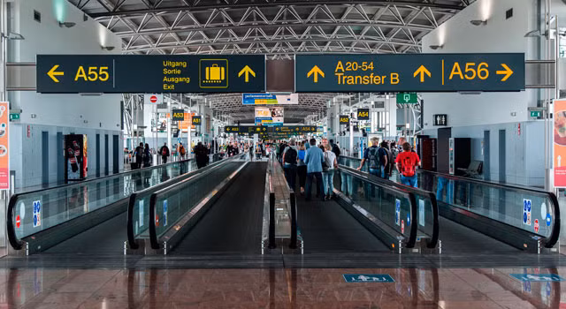 Năm 2005, sân bay này được bầu là sân bay tốt nhất châu Âu do ACI/IATA thăm dò trên 100.000 hành khách trên khắp thế giới. Ảnh: Airport-brussel.