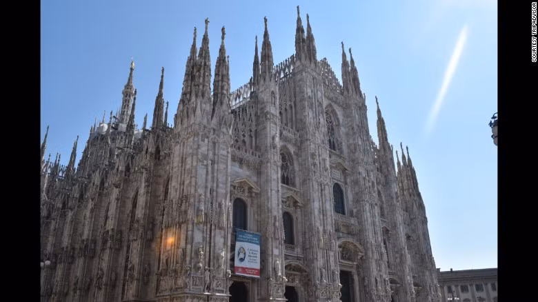 10. Nhà thờ lớn Duomo ở Milan, Italy.