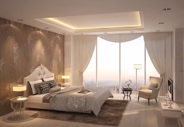 Phòng ngủ được thiết kế với tường kính rộng có thể nhìn xa về hướng trung tâm thành phố.