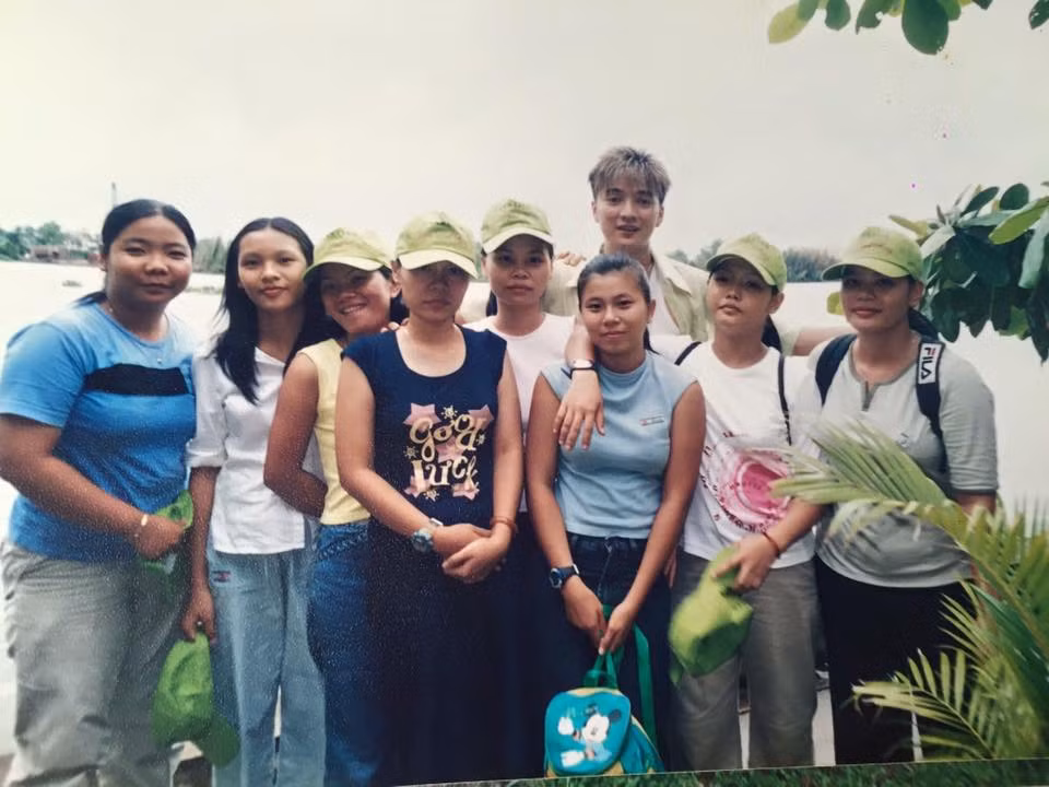 Dam Vinh Hung cung tung co mot thoi “tre trau” nhu the!-Hinh-8