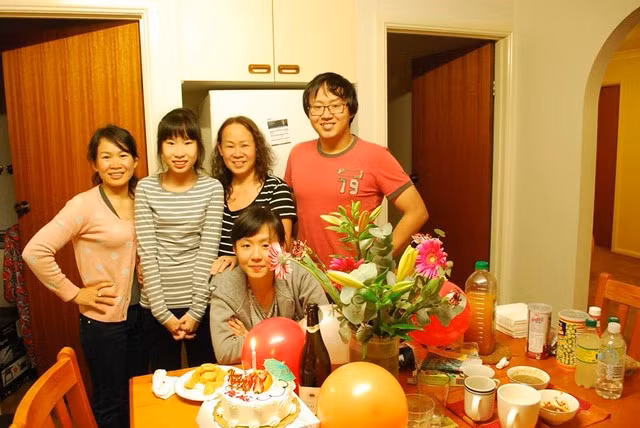 Đỗ Lâm Hoàng (THPT Gò Vấp, TP HCM) - nhà vô địch thứ 5 của Olympia - theo học tại ĐH Swinburne, Australia chuyên ngành ngành Kỹ sư Công nghệ viễn thông và Internet. Sau khi tốt nghiệp, anh chọn Melbourne, Australia để làm việc. Ảnh: TT.