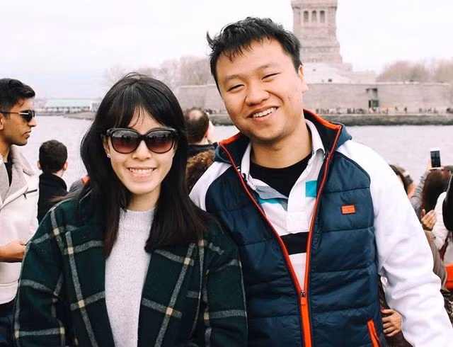 Huỳnh Anh Vũ - học sinh THPT Tăng Bạt Hổ, Bình Định, nhà vô địch năm thứ 8 - là thí sinh có điểm số rất cao trong trận chung kết (325 điểm). Vũ hiện trở thành giảng viên ngành Kinh tế tại ĐH Swinburne, Australia. Ảnh: FBNV.