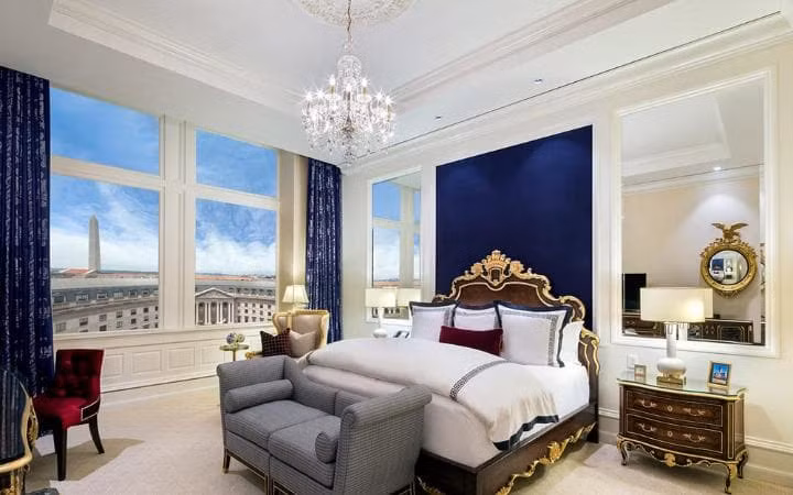 Khách sạn của Trump được cho rằng là một trong những nơi nghỉ chân xa hoa, có vị trí đắc địa nhất Washington D.C.