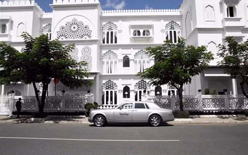 Lâu đài TajmaSago tạo cho du khách cảm giác như lạc vào cung điện cổ, như đến với Taj Mahal, Ấn Độ.