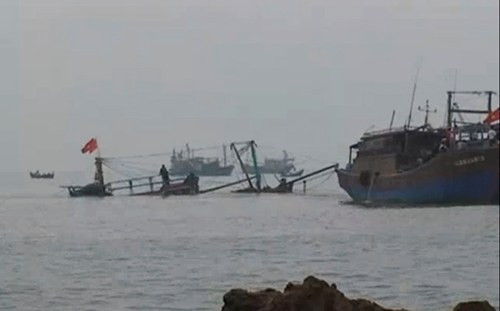 Trung Quoc cu truc thang ra cuu ngu dan Viet