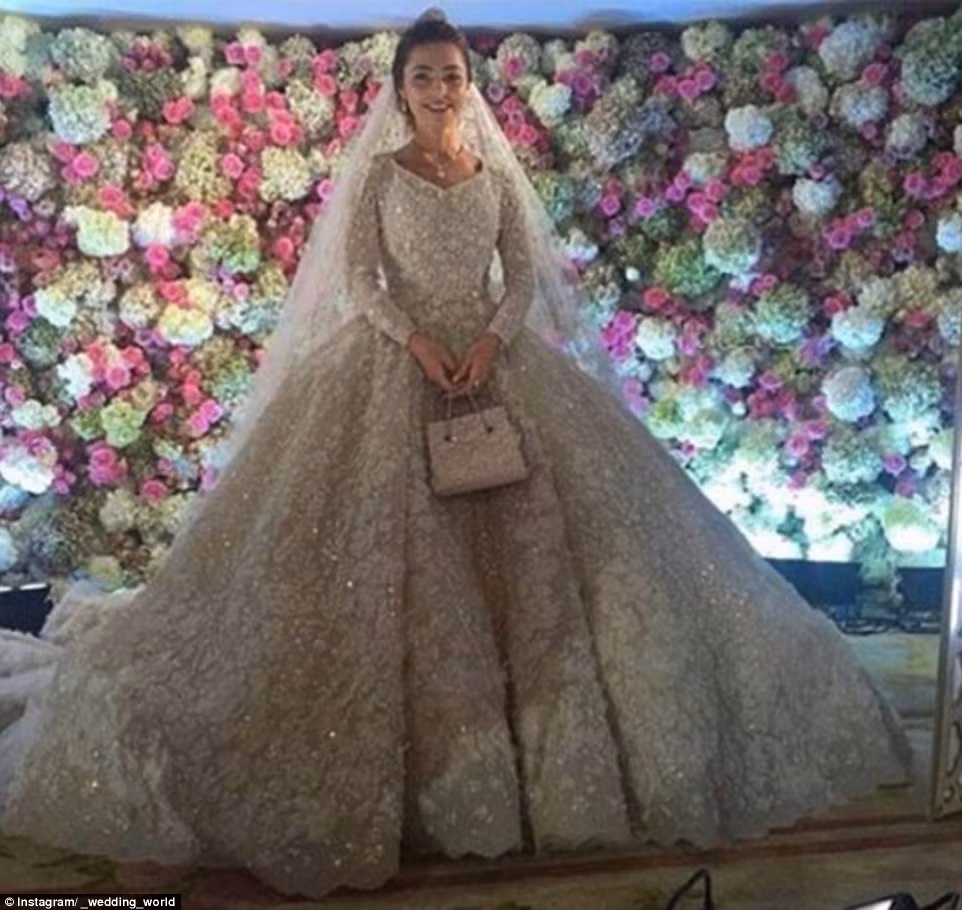 Said kết hôn với Khadija Uzhakhova, 20 tuổi, sinh viên năm thứ nhất đại học Y và Nha khoa Moscow hôm 26/3. Đám cưới xa hoa được diễn ra tại Safisa, một trung tâm tiệc cưới sang trọng tại thủ đô Moscow, Nga.