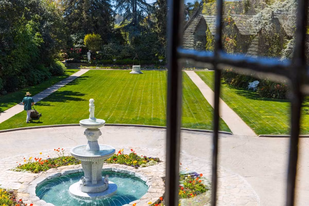 Dinh thự Playboy được rao bán với giá 200 triệu USD hồi đầu năm nay. Đây cũng là một trong những mức giá dành cho biệt thự tư nhân cao nhất tại Mỹ hiện nay.