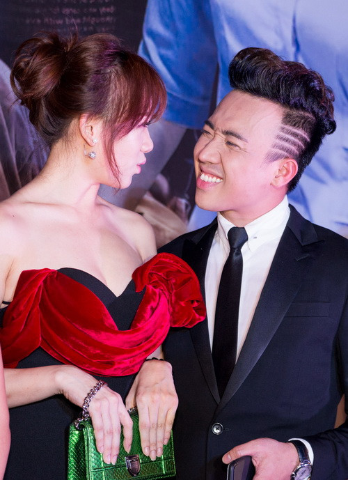 Đây cũng là dòng túi vừa mới được Dior ra mắt không lâu, có mức giá từ khoảng hơn 50 triệu đến 140 triệu đồng tùy theo kích cỡ.