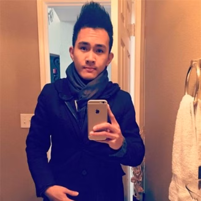 Tuy rất thân thiết với Hoài Linh cũng như gia đình của danh hài này, nhưng thông tin Võ Lê Thành Vinh và Hoài Linh có phải là bố con hay không, đến nay vẫn chưa có xác nhận.