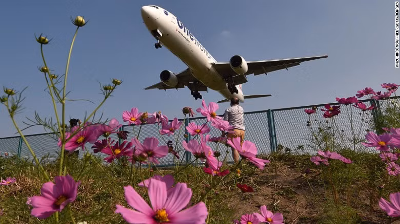 Tiet lo nhung san bay, hang bay dung gio nhat the gioi
