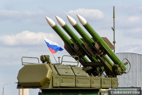 Liên bang Nga. Ngân sách quốc phòng 84,5 tỷ USD. Liên bang Nga hiện là quốc gia sở hữu nhiều xe tăng chiến đấu nhất hành tinh với khoảng 13.000 chiếc