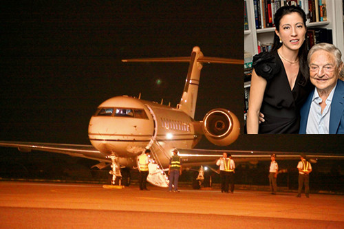 Tỷ phú George Soros, một nhân vật tham gia WEF năm nay, cũng sử dụng chuyên cơ riêng để di chuyển.