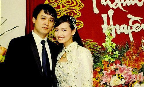 Lã Thanh Huyền và ông xã hơn 1 Giáp.