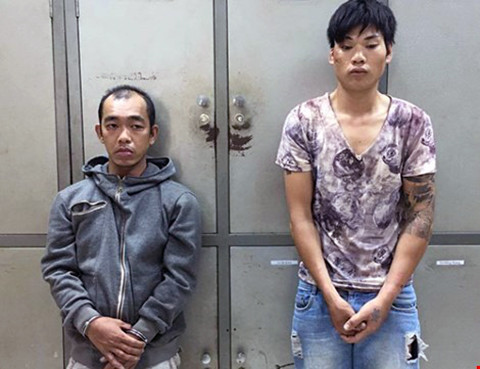 Thanh và Phong tại công an. Ảnh: HT