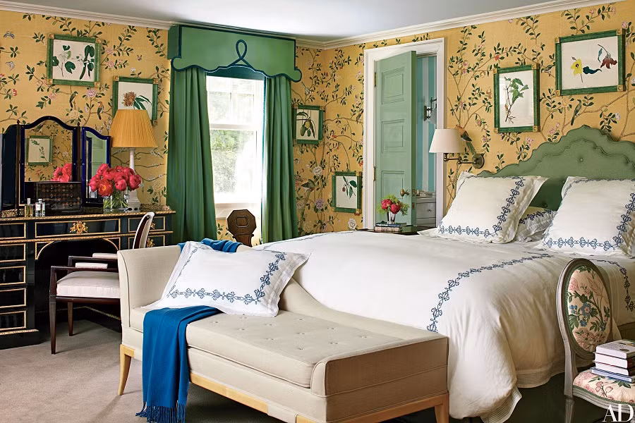  Giấy dán tường phong cách vintage mang đến không gian sang trọng, cổ kính.