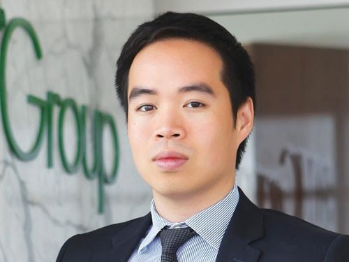 Tốt nghiệp cử nhân ngành phát triển bất động sản và kinh doanh tại Hoa Kỳ, năm 2005 – 2008, Đoàn Quốc Huy làm việc tại tập đoàn BIM ở các vị trí: Trợ lý Giám đốc Điều hành, Quản lý Marketing và phát triển thị trường.