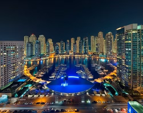 Trong tương lai, Dubai Marina sẽ là một khu dân cư sang trọng với tổng số dân dự kiến vào khoảng 120.000 người.