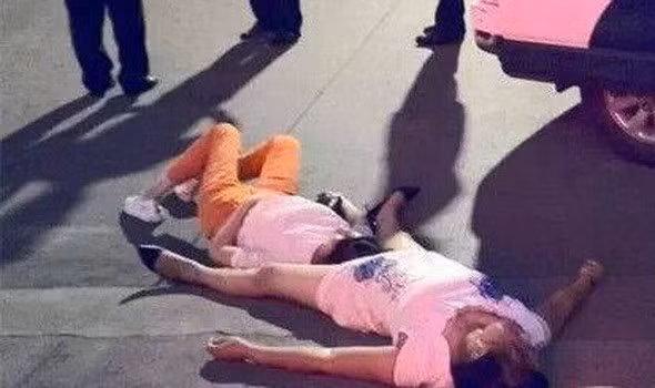 Hy huu: Hai phu nu cai nhau 8 tieng den sui bot mep