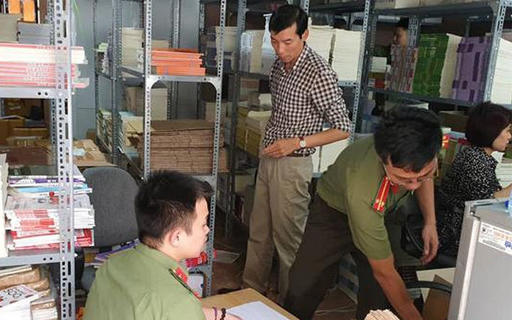 Xu ly tan goc tinh trang in lau, in gia sach giao duc