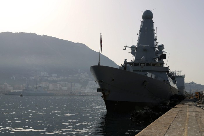 “Gần đây sự hiện diện của các tàu chiến NATO tại Biển Đen đã trở nên phổ biến, tuy nhiên sau khi 'thể hiện tính quyết đoán', liên minh quân sự bắt đầu tạo ra hành động gây nhiều nguy cơ hơn đối với Nga”, một chuyên gia lưu ý.